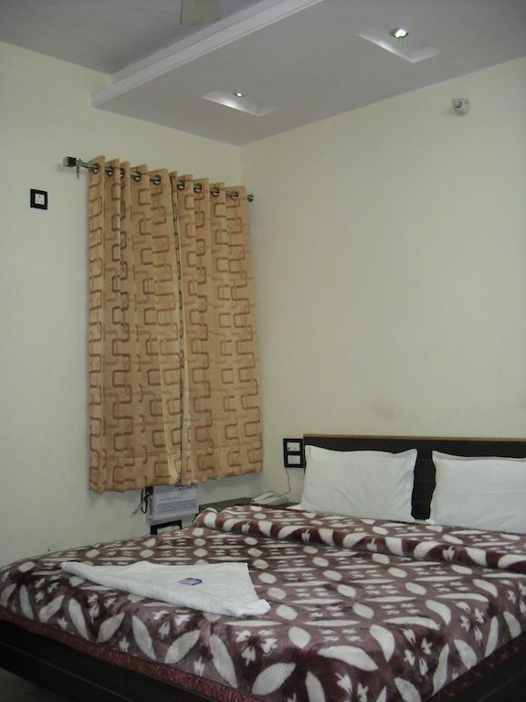 Hotel Gs Paradise Amritsar Pokój zdjęcie