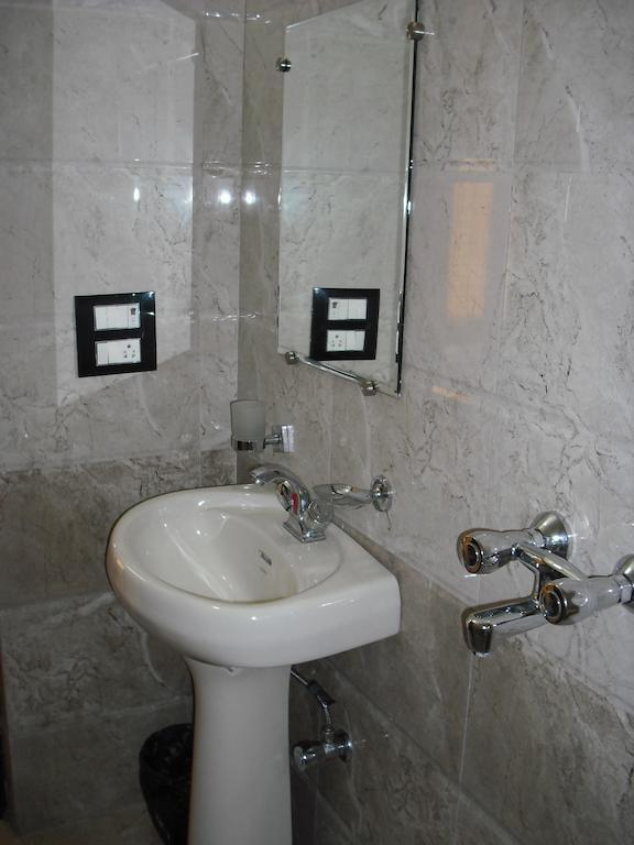 Hotel Gs Paradise Amritsar Pokój zdjęcie