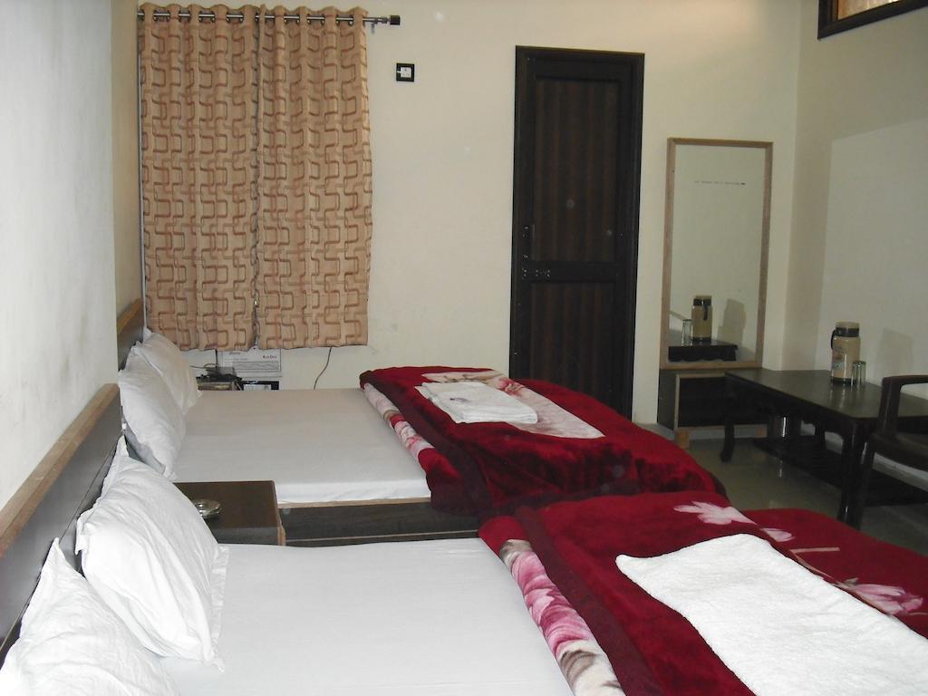 Hotel Gs Paradise Amritsar Pokój zdjęcie
