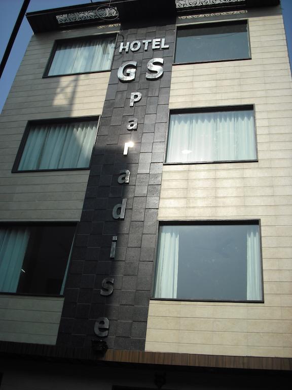 Hotel Gs Paradise Amritsar Zewnętrze zdjęcie