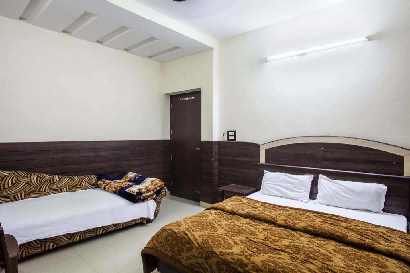 Hotel Gs Paradise Amritsar Zewnętrze zdjęcie