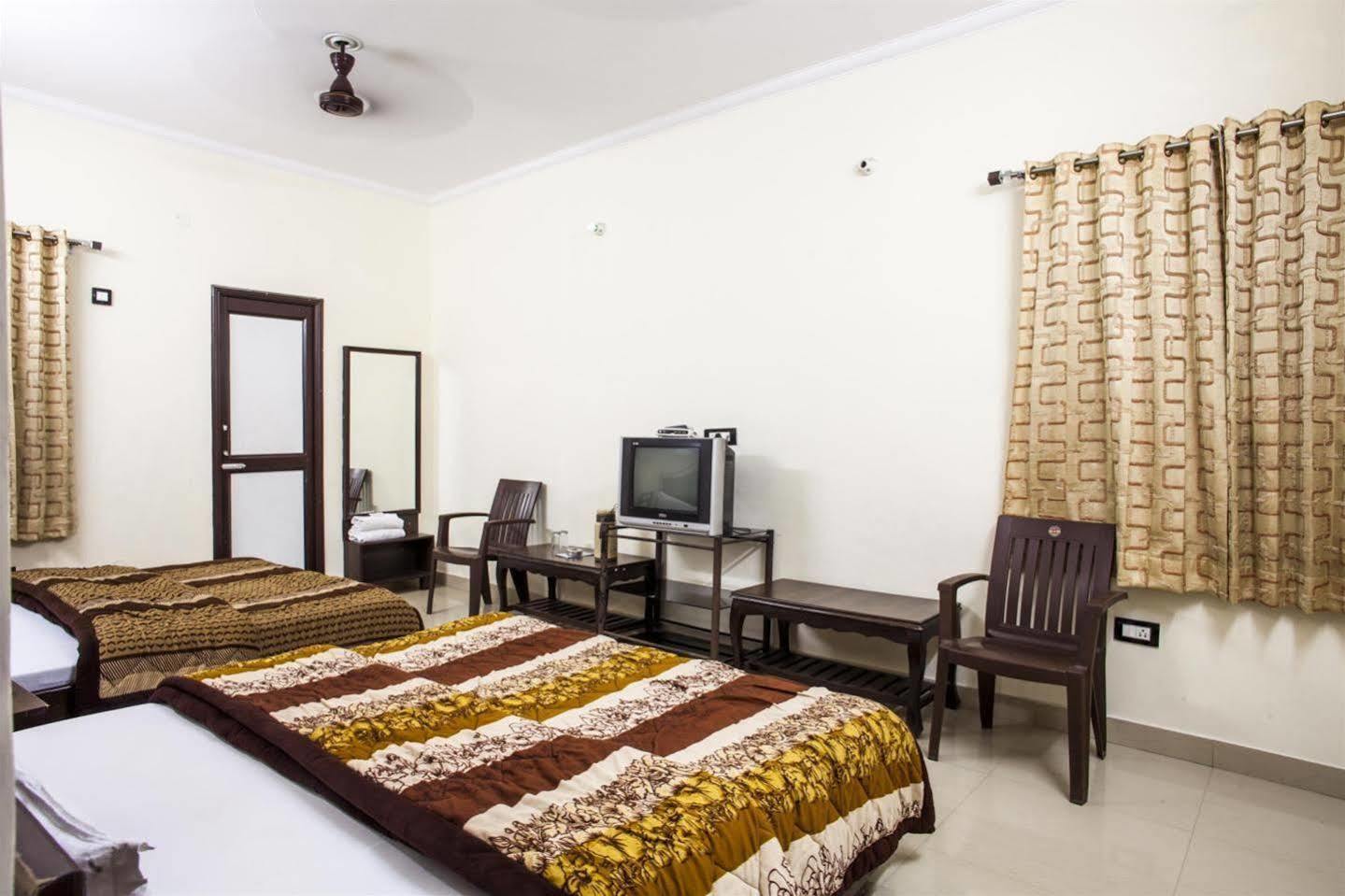 Hotel Gs Paradise Amritsar Zewnętrze zdjęcie